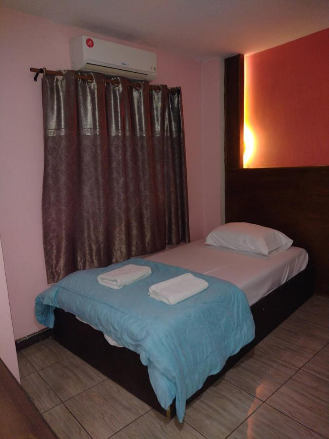 Friendly Hostel - Dmk Airport เฟรนด์ลี่ โฮสเทล ดอนเมือง Bangkok Exterior foto