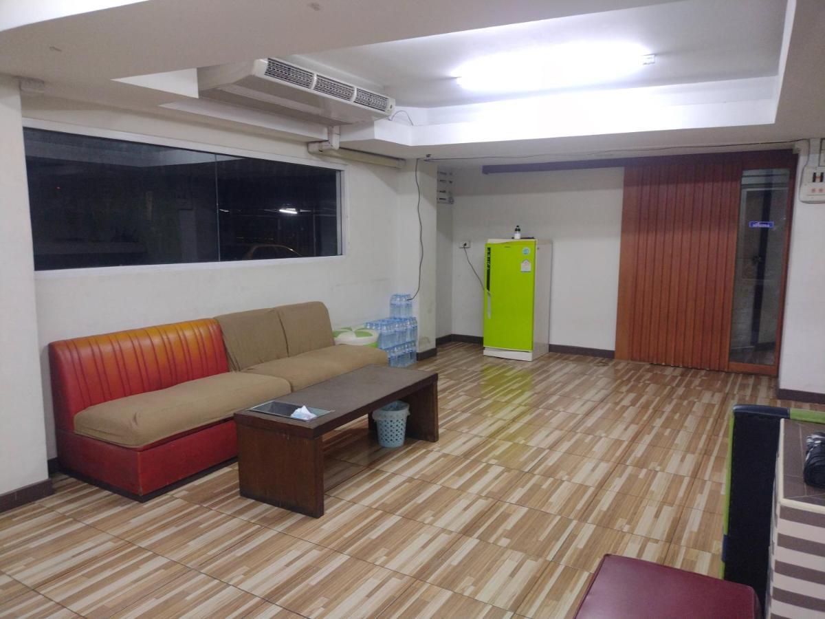 Friendly Hostel - Dmk Airport เฟรนด์ลี่ โฮสเทล ดอนเมือง Bangkok Exterior foto