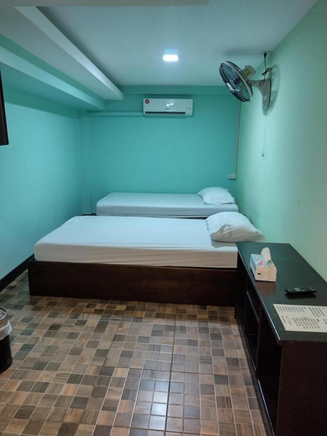 Friendly Hostel - Dmk Airport เฟรนด์ลี่ โฮสเทล ดอนเมือง Bangkok Exterior foto